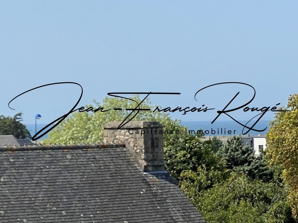 BLAINVILLE SUR MER, maison de caractère d'une surface de 145 m² avec vue mer au deuxième étage!!!