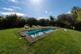  Propri�t�/ch�teau � vendre 8 pi�ces 253 m�