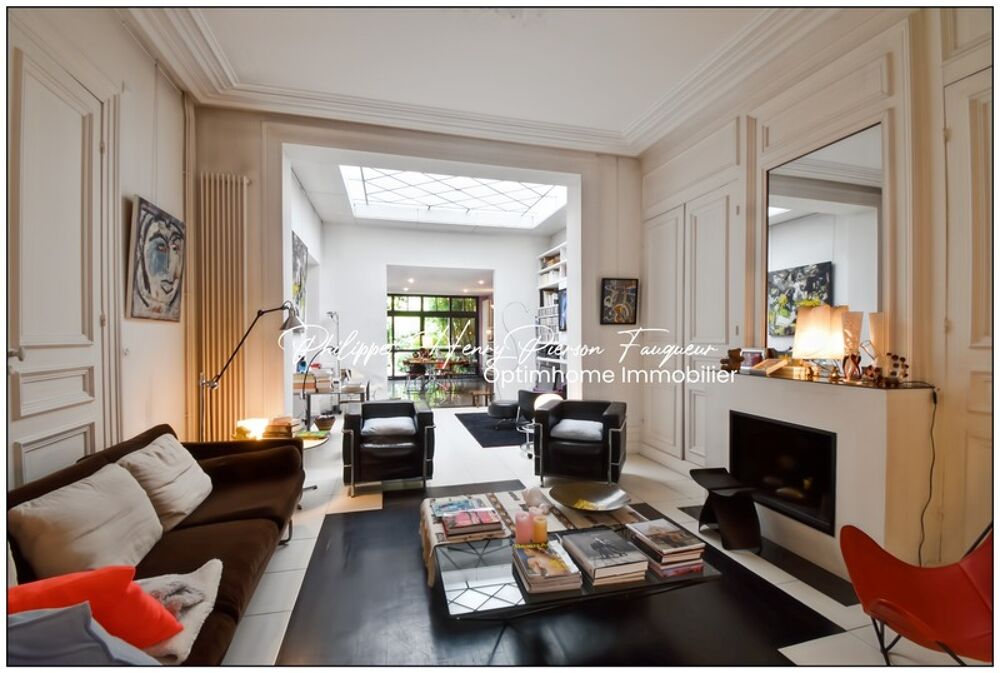 Vente Maison Exclusivité Maison bourgeoise 259 m² habitables - 5 chambres - Jardin - Saint-Maurice Pellevoisin LILLE (59) Lille
