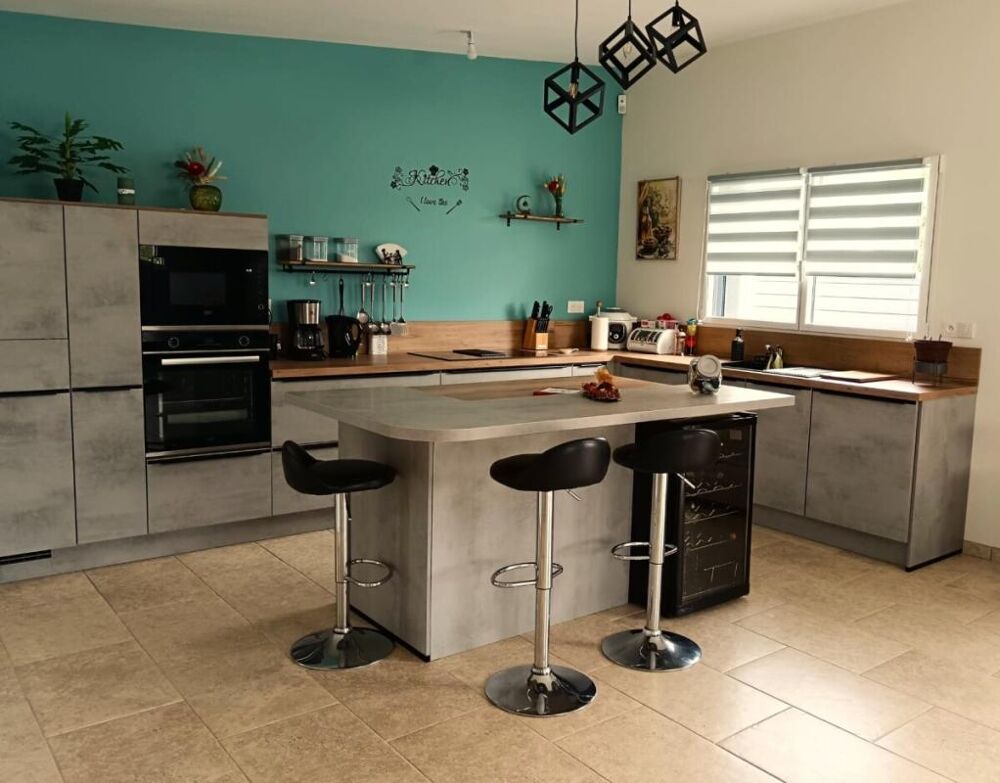 Maison contemporaine de plain-pied  113 m²  Ploudaniel