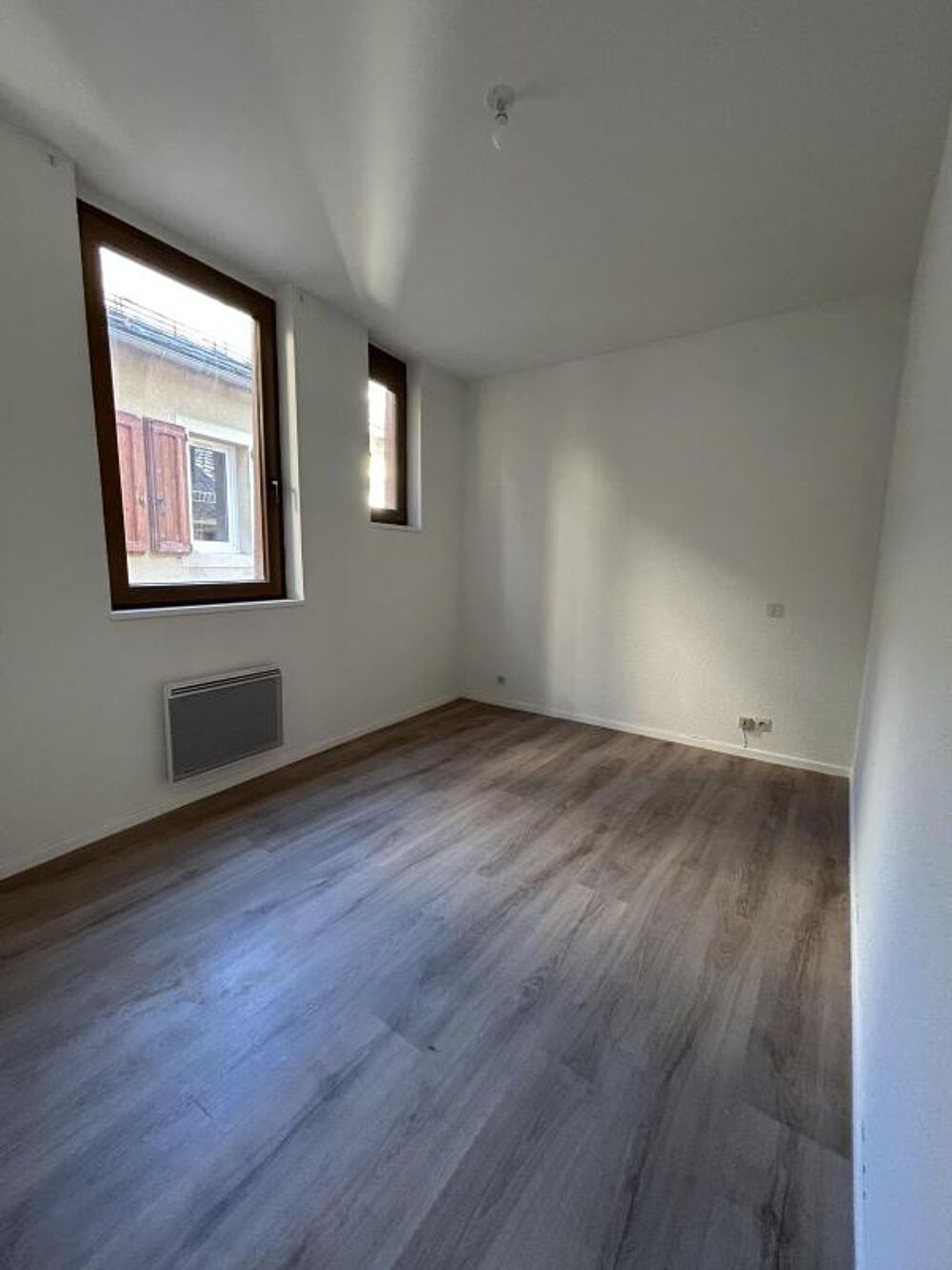 LOCATION T3 MENDE