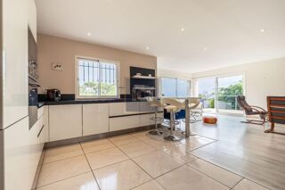  Villa à vendre 6 pièces 164 m²