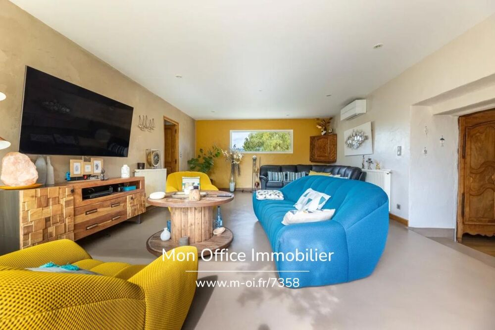 Vente Maison Référence : 7358-BMA - Maison de Caractère 7 pièces - 3 Appartements independants Trets