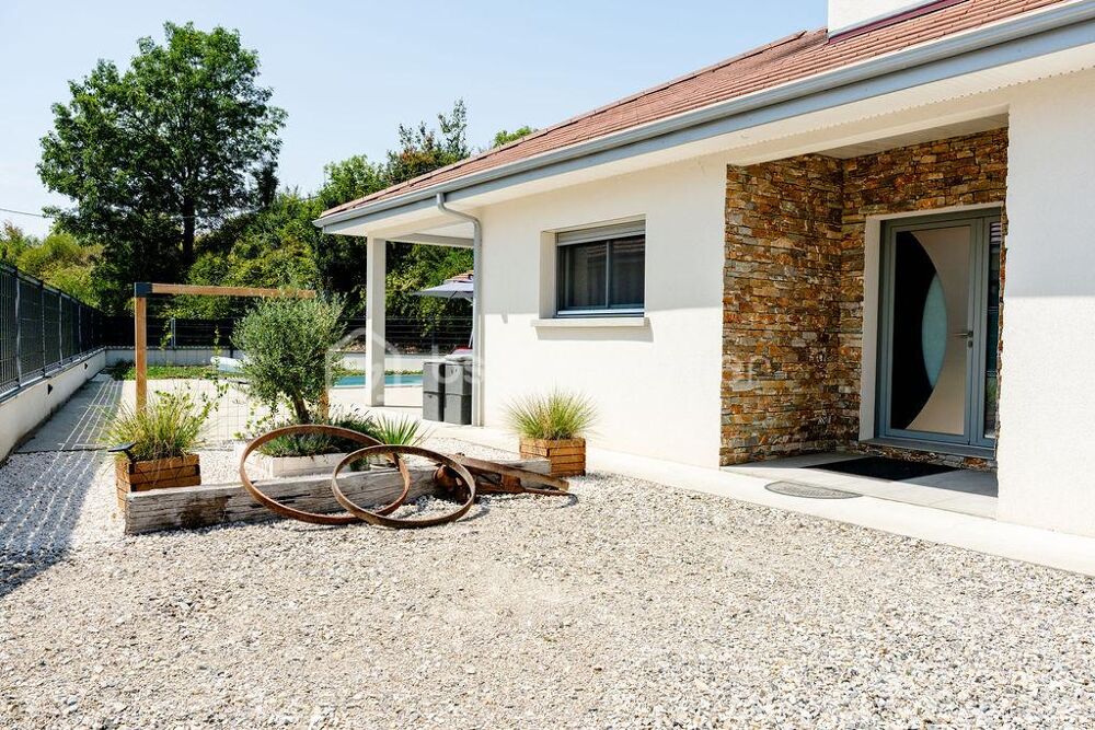 Vente Maison Superbe Maison Familiale de 149m² sur 961m² de Terrain avec Piscine ! Beaucroissant