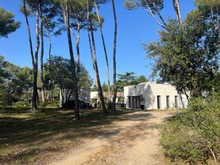  Propriété/château à vendre 10 pièces 415 m²