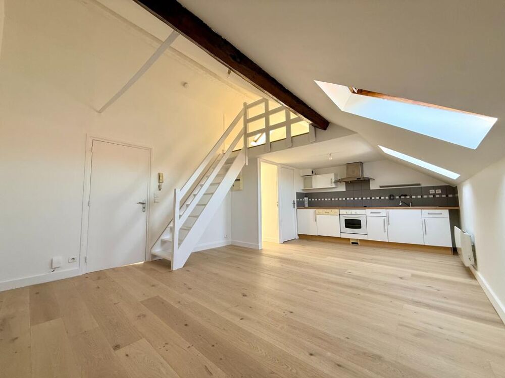 Duplex T2 avec Mezzanine  Vieux Lille