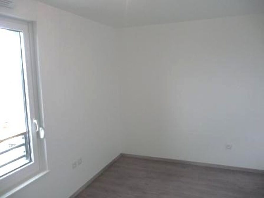 Location Appartement T3 avec balcon et parking à STRASBOURG Strasbourg