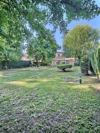  Maison � vendre 8 pi�ces 328 m�