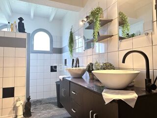  Maison  vendre 5 pices 180 m