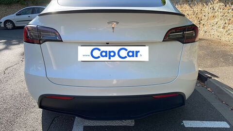 Model Y 300 cv Premium - Premi&egrave;re main Garantie constructeur 2023 occasion 72000 Le Mans