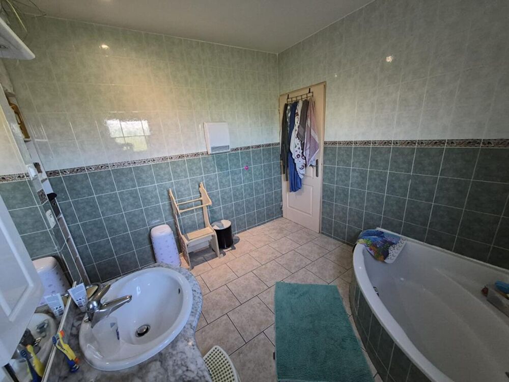Vente Villa Villa Bagard 7 pièce(s) 219 m2  avec piscine  sur plus de 2000 M2 Bagard