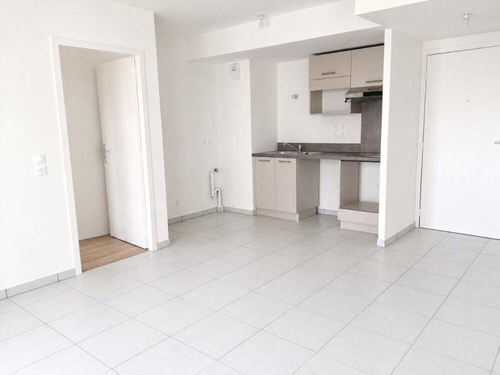 T2 avec balcon et parking à ANNEMASSE