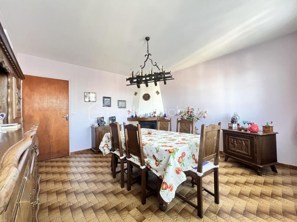 MAISON FAMILIALE 127 m² NON MITOYENNE / 600 m² DE TERRAIN 7 PIECES /5 CHAMBRES
