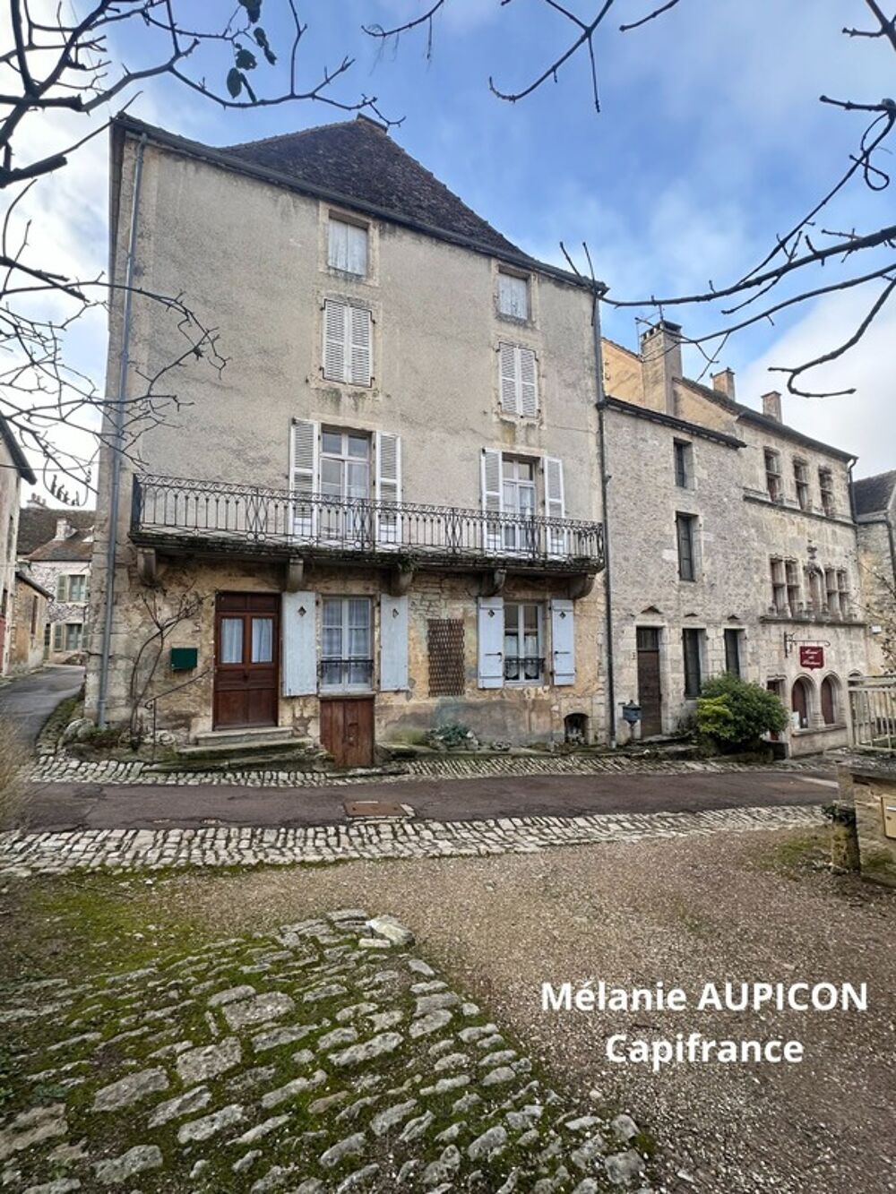 Maison à vendre 8 pièces FLAVIGNY SUR OZERAIN (21)