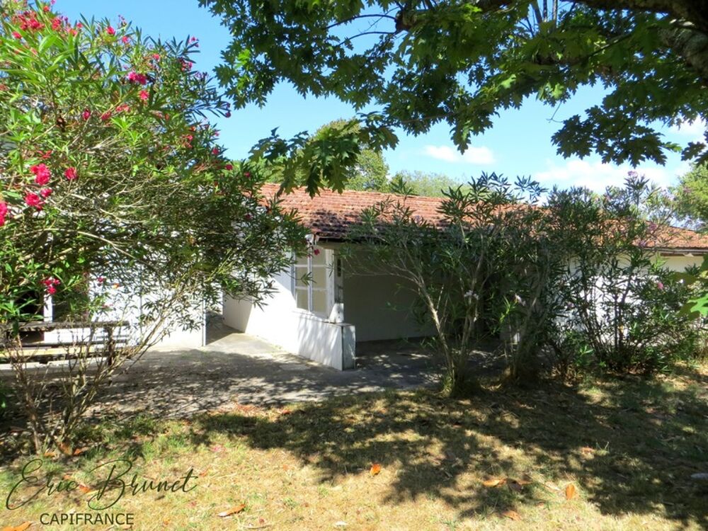 LANTON - maison 3 chambres avec garage et annexes
