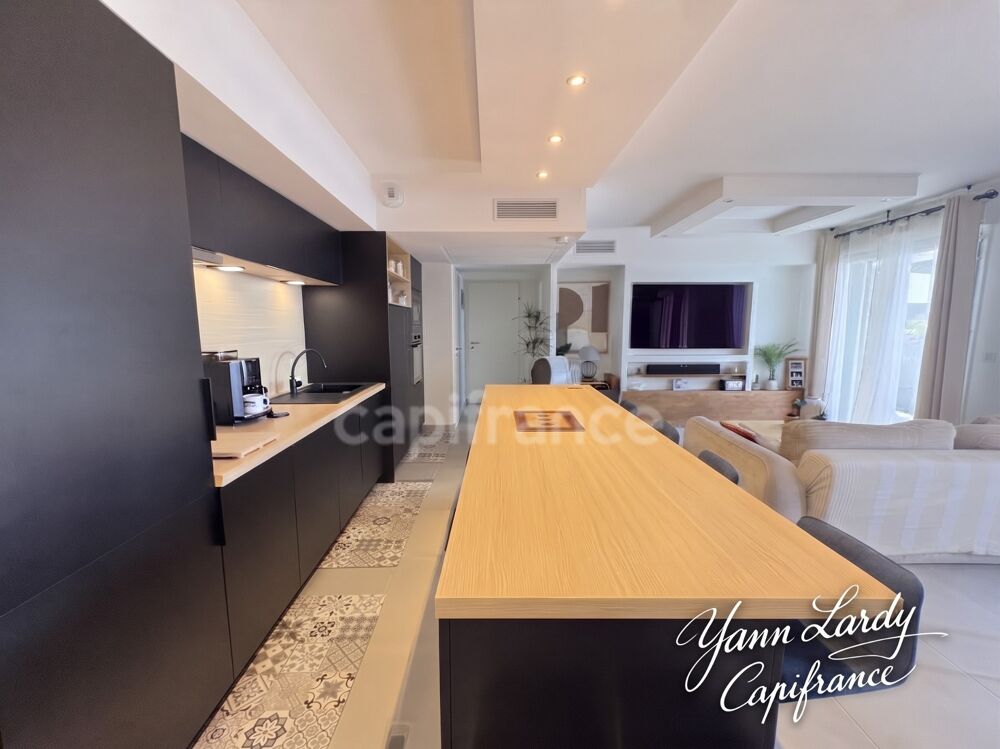 Vente Appartement T3 de 56,60 m² avec terrasse de 22 m² et garage - Résidence Iconic, Centre Port Le cap d agde
