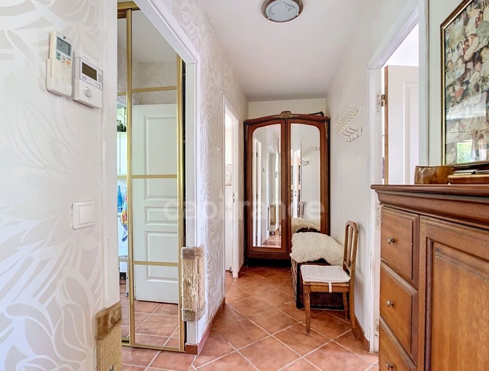 BOLLENE (84), à vendre Villa de Plain Pied 6 pièces - 4 grandes chambres - Terrain clos arboré de 1236 m²
