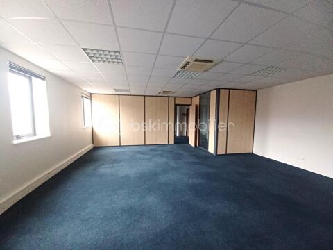 Bureaux à vendre 275000 77600 Bussy saint georges