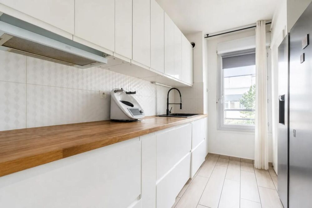 Duplex 4 pièces 92 m² avec terrasse à Stains