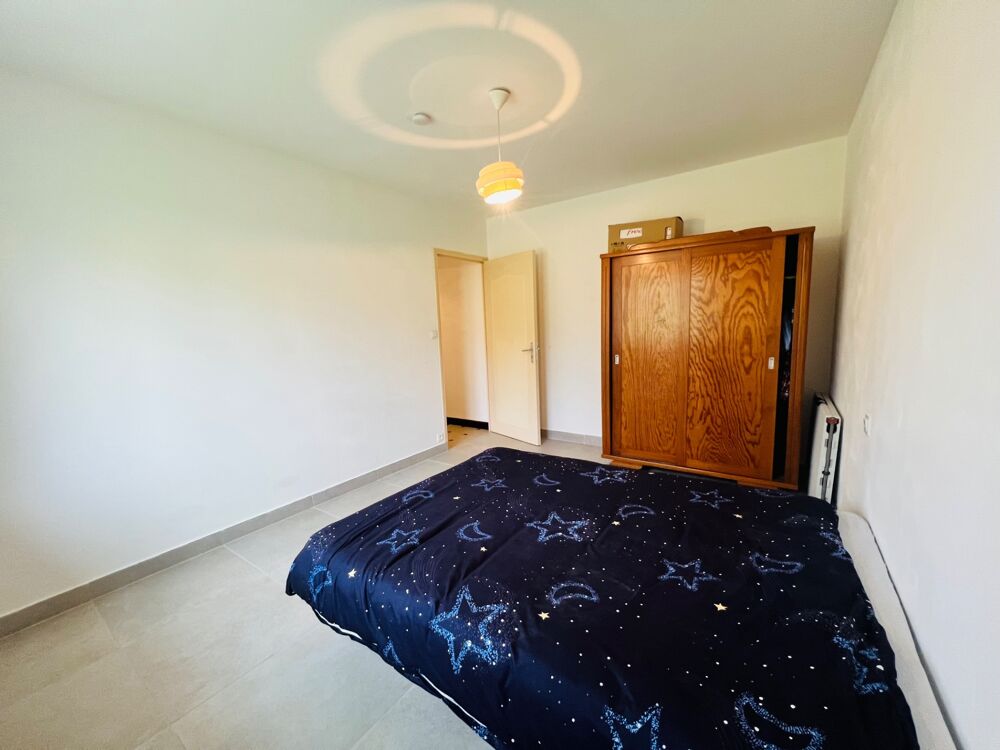 Maison 3 chambres + grand sous sol et grand terrain clos 10 min Châtellerault