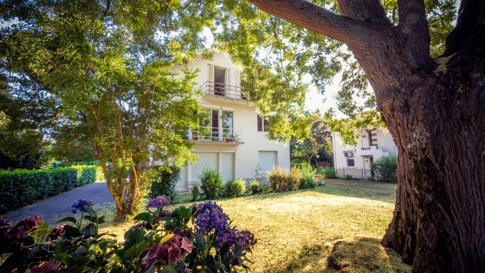 Vente Appartement Appartement à vendre 3 pièces PAU (64) Garage, balcon et jardin partagé Pau