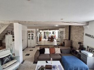  Maison à vendre 7 pièces 304 m²