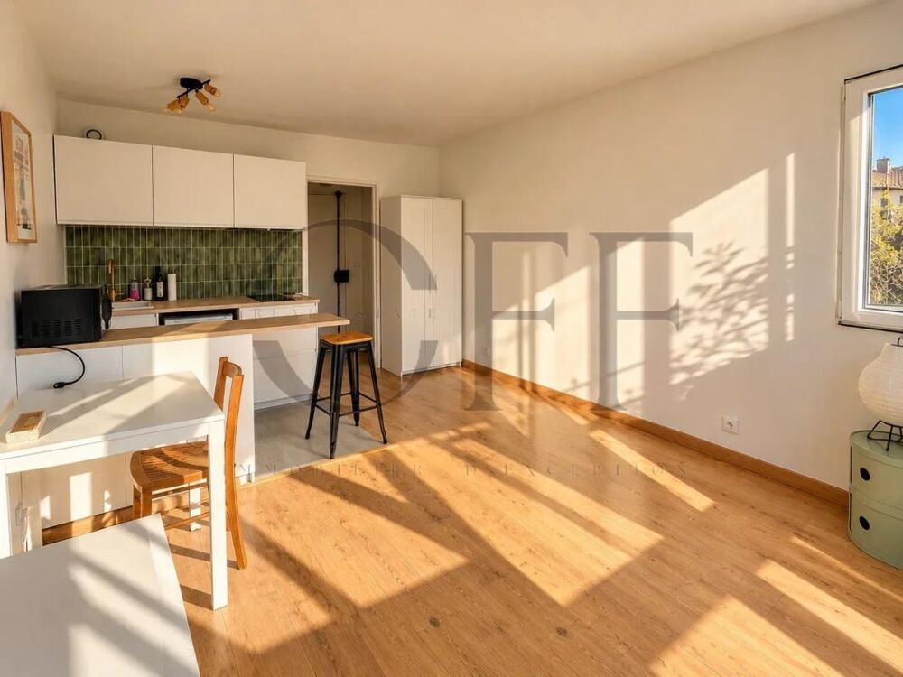 Vente Appartement STUDIO MARSEILLE 13006 – VAUBAN – VUE PANORAMIQUE NOTRE-DAME DE LA GARDE Marseille 6