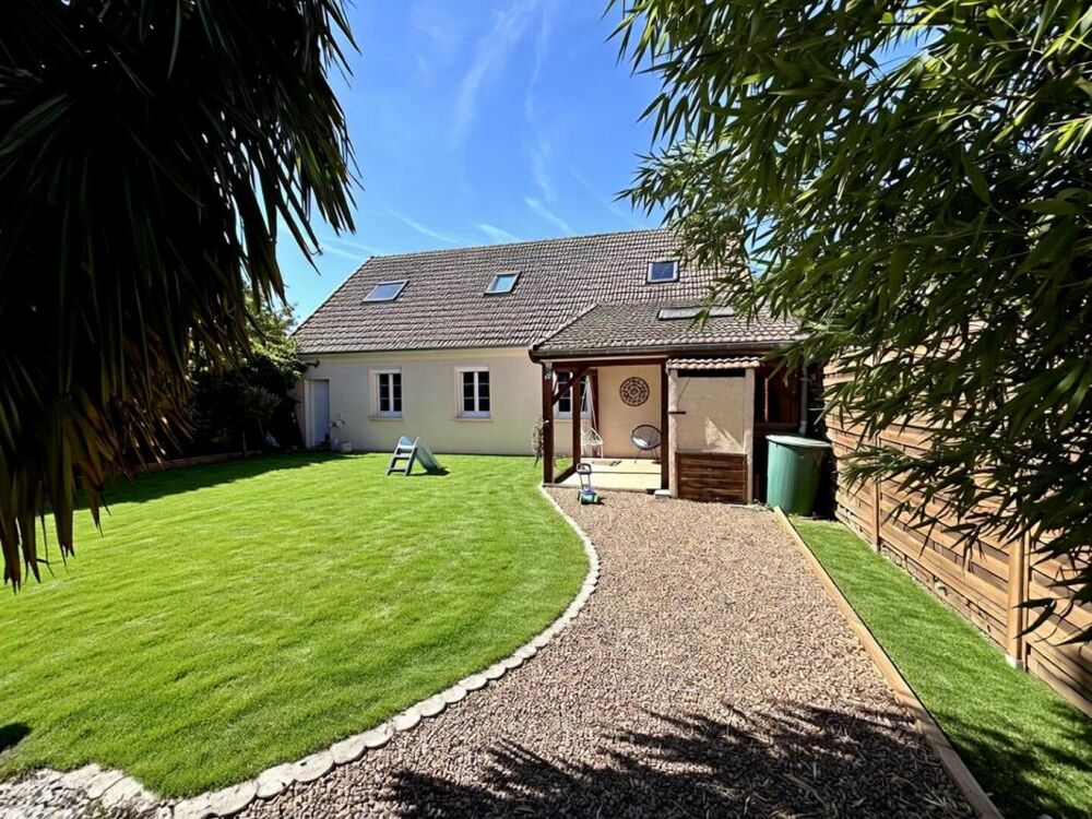 Nevers à découvrir Très Jolie maison 7 pièce(s) 132.41 m2