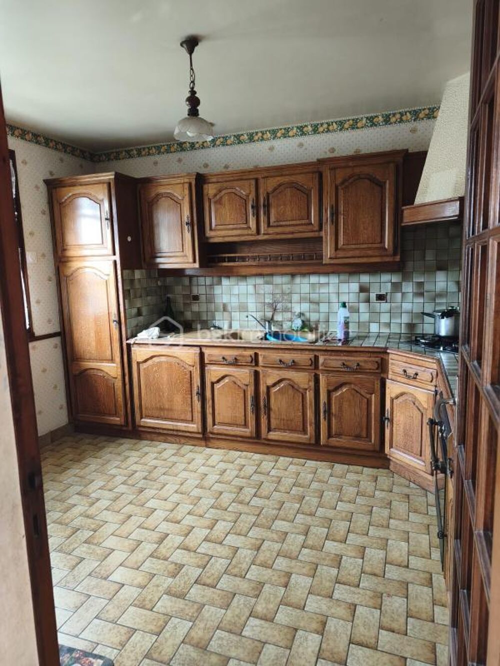 Maison sur sous sol complet - Marcillé-la-ville