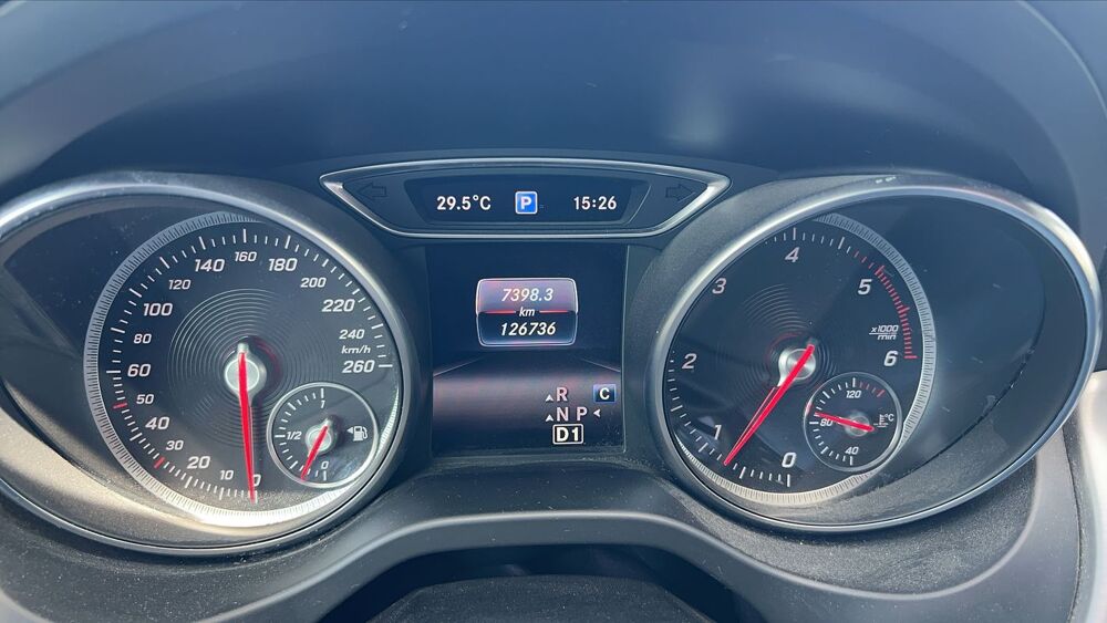 Classe GLA 200d 136 7G-DCT Fascination - Automatique Toit ouvrant 2018 occasion 77000 Melun