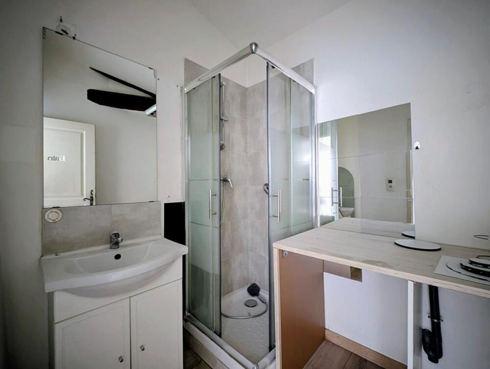 Vente Immeuble Immeuble Cazeres avec 2 appartements et un local commercial Cazeres