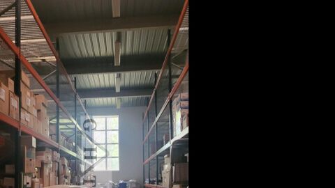 Zone d'activit&eacute; proche RER et autoroutes Local de 358 m&sup2; 720000 94470 Boissy saint leger