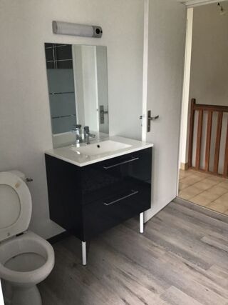  Appartement à louer 3 pièces 54 m²