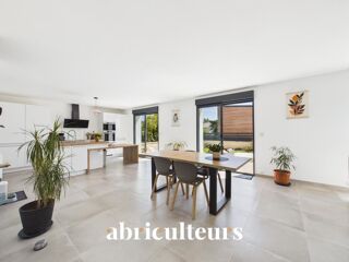  Maison à vendre 7 pièces 220 m²