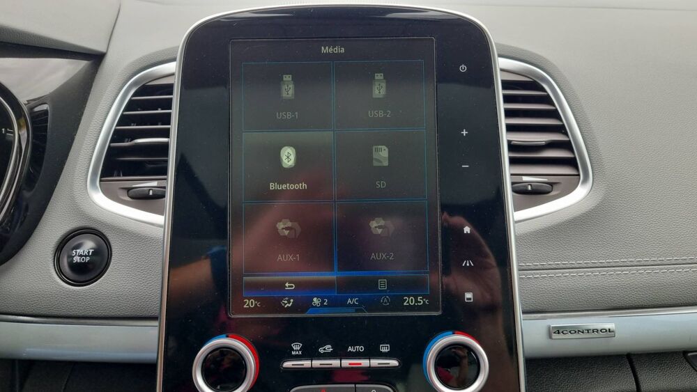 Espace V 1.6 TCe 200 EDC7 Initiale Paris 2016 occasion 76770 Malaunay