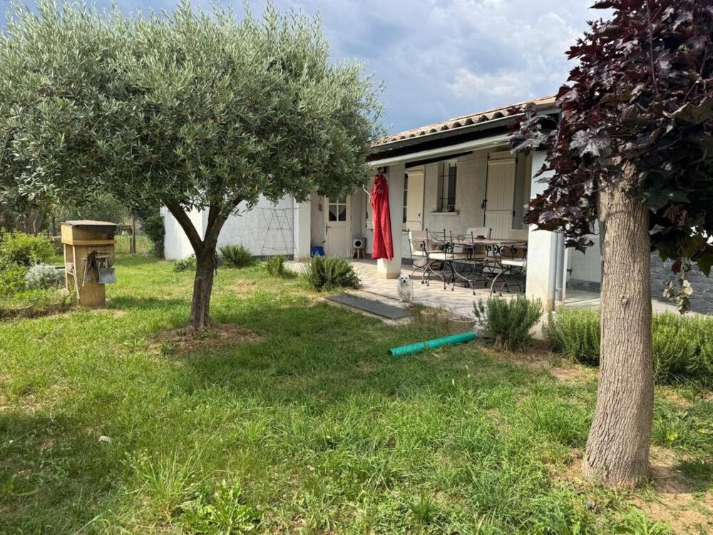Vente Maison Vente Maison de Plain-Pied T5-4 avec Piscine et Garages – Peyruis (04) Peyruis