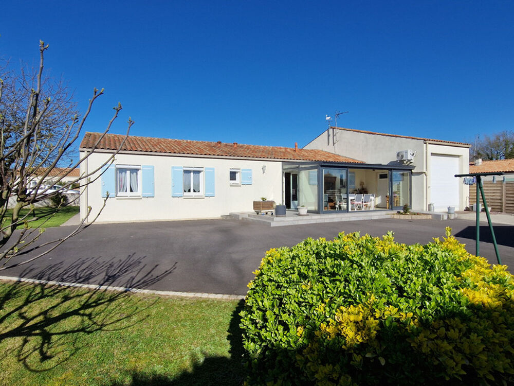 Maison viager à vendre occupé 5 pièces TONNAY BOUTONNE (17) 168 m² habitables - Garage
