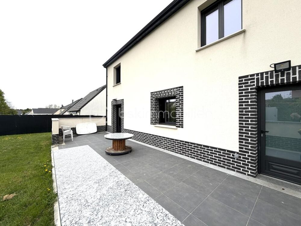 Pavillon individuel de 158m² à Allonville
