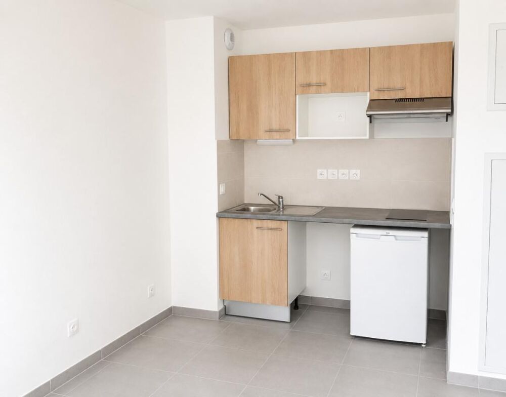 Location Appartement Appartement T2 avec balcon et parking à Nimes Nimes