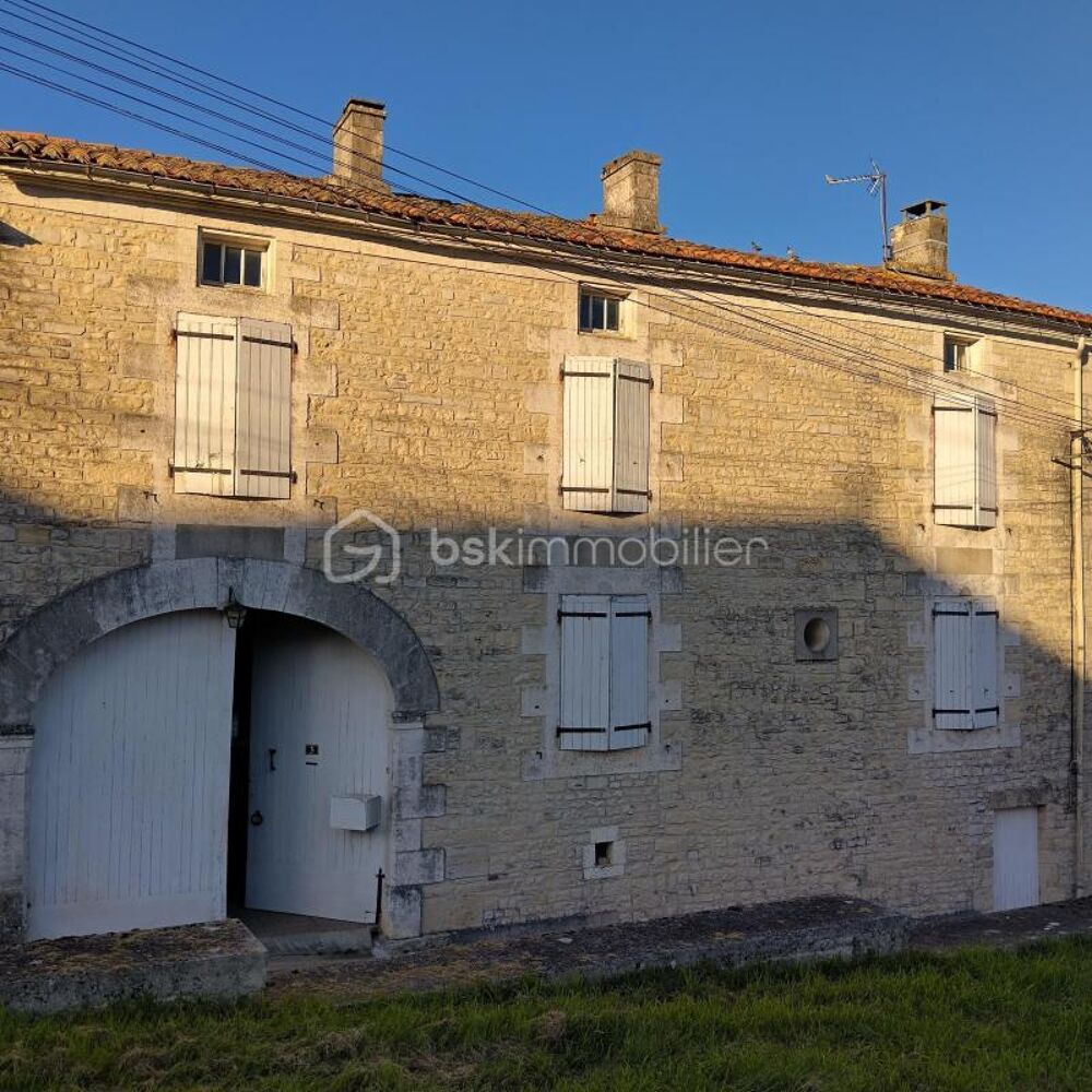 Vente Maison charentaise Coulonges