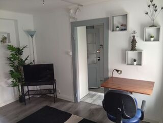  Appartement à louer 3 pièces 80 m²