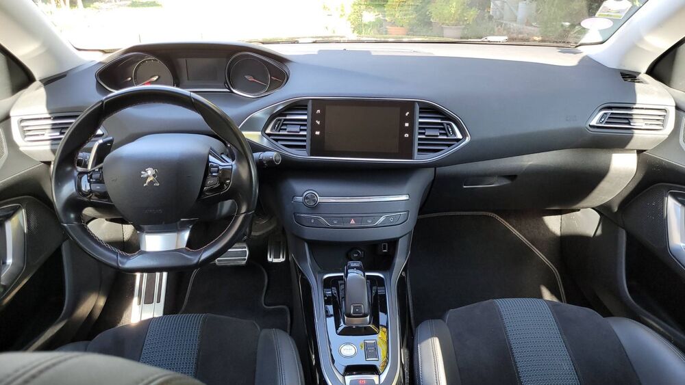 308 1.2 PureTech 130 EAT8 Tech Edition - Automatique 2018 occasion 21000 Dijon