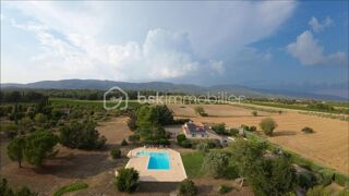  Maison  vendre 15 + pices 369 m