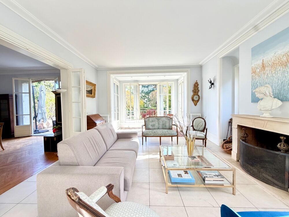 Vente Appartement Appartement à vendre 8 pièces VERSAILLES (78) Versailles