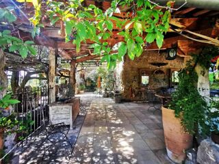  Maison  vendre 300 m