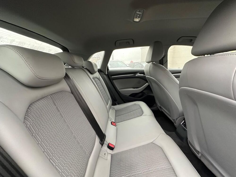 A3 III (2) SPORTBACK 35 TDI 150 DESIGN 2018 occasion 78240 Chambourcy