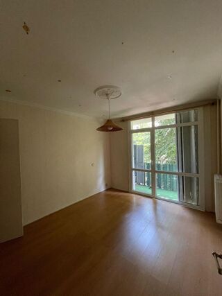  Appartement à louer 4 pièces 96 m²