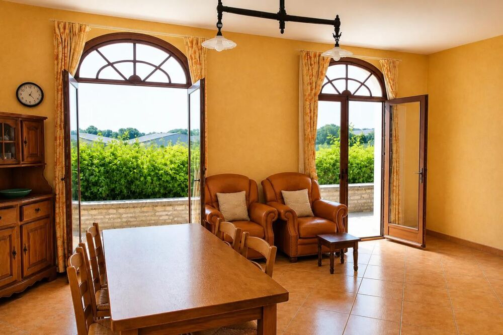 Maison de 7 pièces de 165 m² + une véranda de 25 m² situé à Vermenton