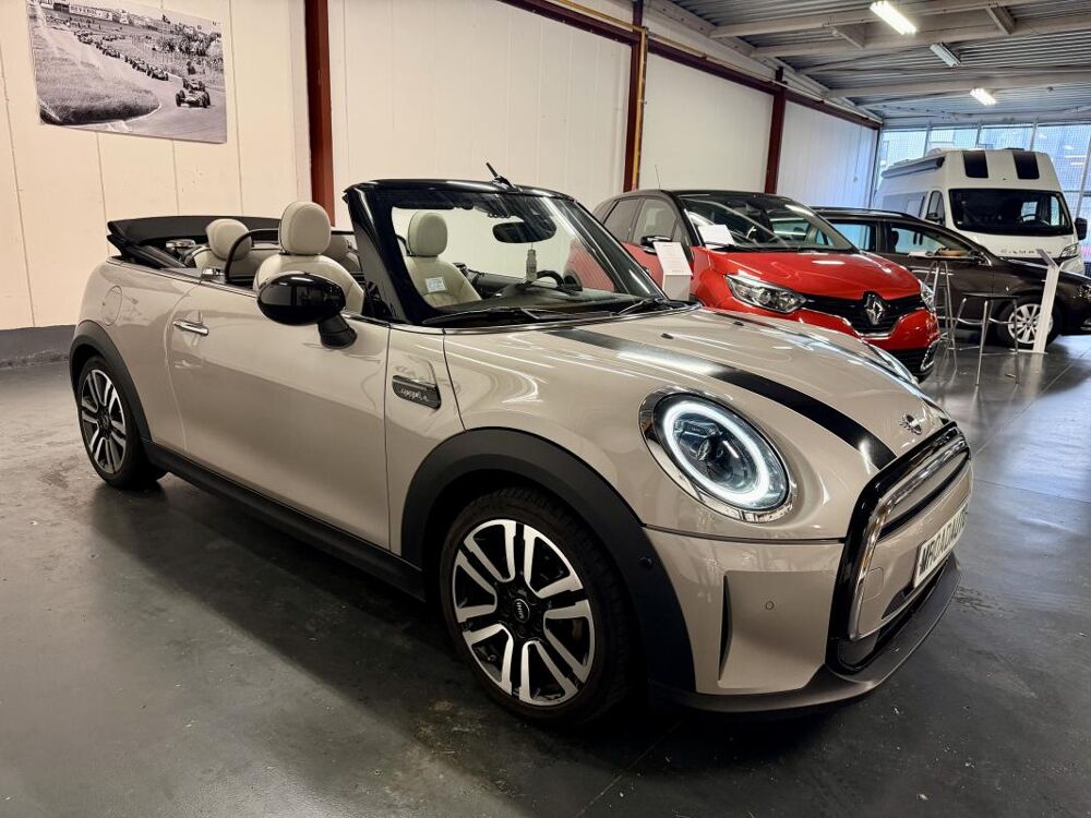 Cooper Cabriolet 1.5i 136ch Bva7 Camden 2022 occasion 59700 Marcq-en-Barœul