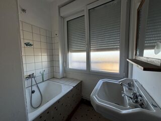  Immeuble à vendre 14 pièces 307 m²